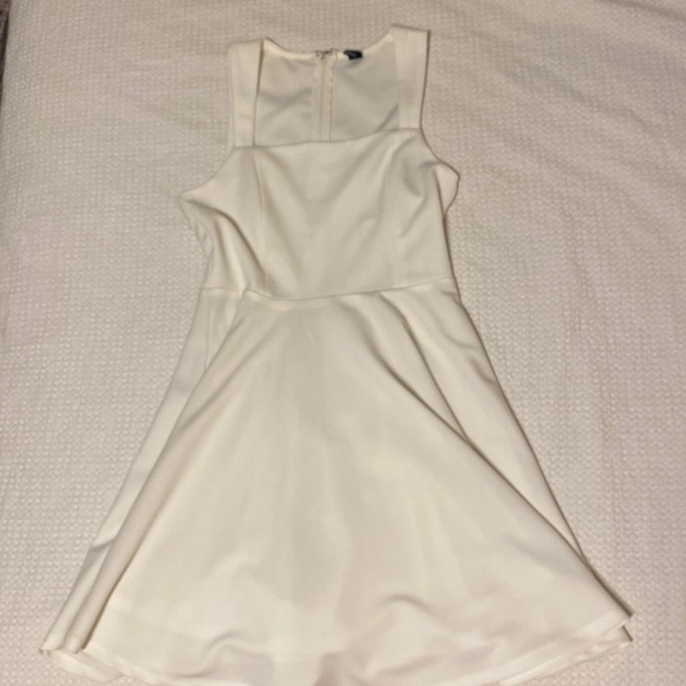 Brand: Windsor
Size: Medium